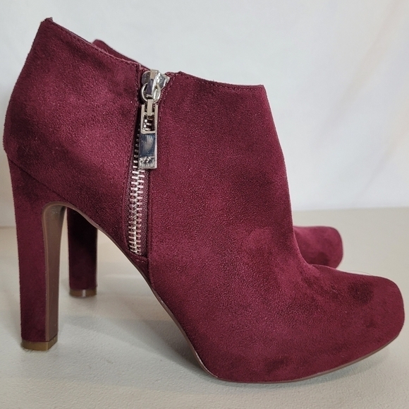 Marc Fisher Faux Suede September2 - Dark Plum Ankle Bootie - Size 6.5 - Picture 1 of 13